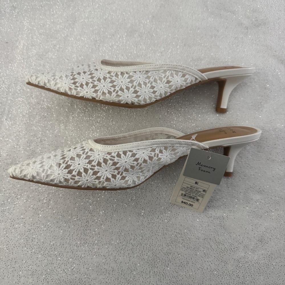 A NEW DAY Women's Off White Delilah Floral Embroidered Lace Mule Heels - Picture 5 of 7